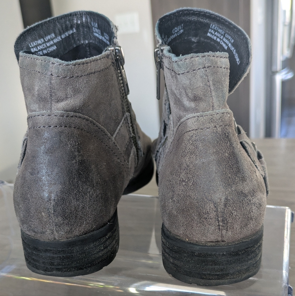Born ankle booties size 6.5 - Picture 6 of 11